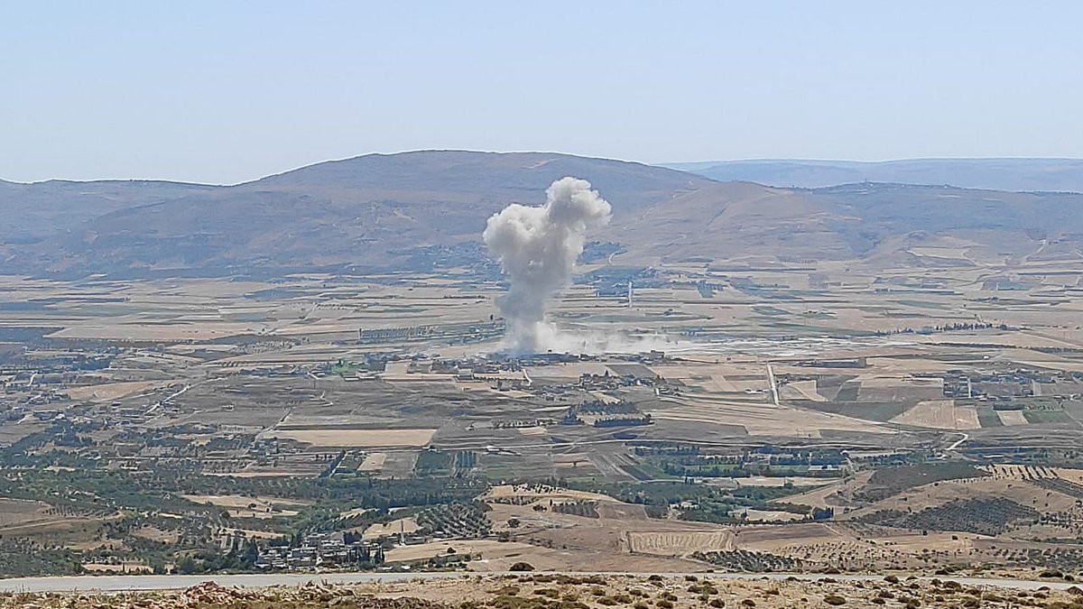 Violent Russian air raids targeted the outskirts of the city of Jisr al-Shughur, in conjunction with similar raids targeting the outskirts of Idlib, causing casualties