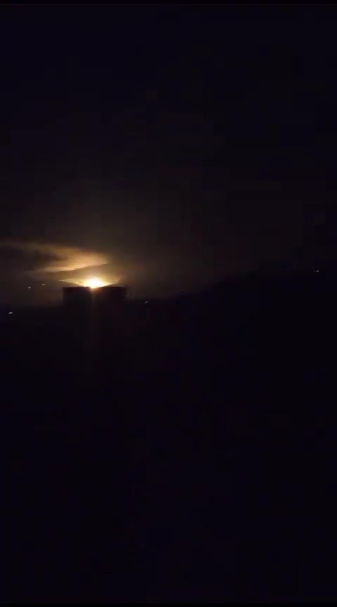 Raids by Russian warplanes targeting the Quneitra farm, west of Idlib