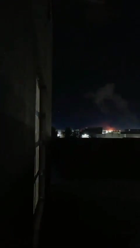 The moment of the USAF airstrikes on Al-Qaim, western Iraq