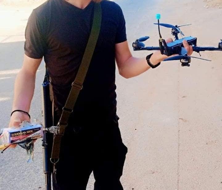 Syria: this morning pro-Assad forces targeted area of of Nayrab (NE. Idlib) with a swarm of Russian-made FPV drones. At least 7 were launched. A Rebel fighter managed to neutralize 2 of them