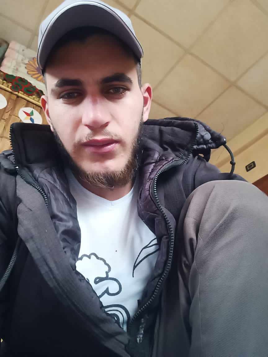 Syria: as expected Druze fighters arrested this morning in Suwayda 5 members of Assad's forces including an officer. They ask the release of the young man (Salman Shaer) arrested yesterday while going to Lebanon Again