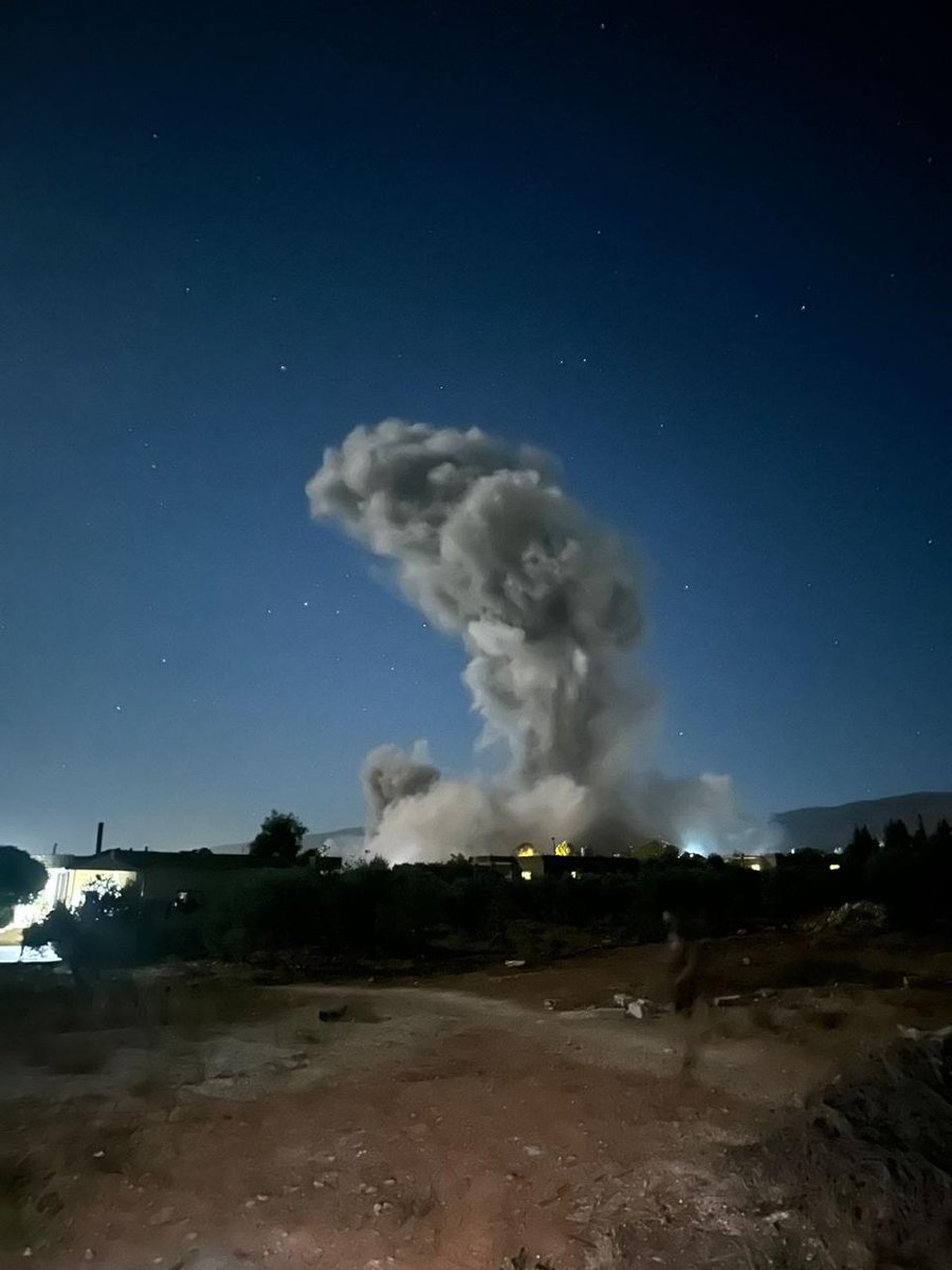 İsrail ordusu, Bekaa'daki Hawsh al-Sayyid Ali kasabasını hedef aldı.