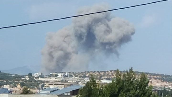 Ataques aéreos rusos en las afueras de la ciudad de Idlib