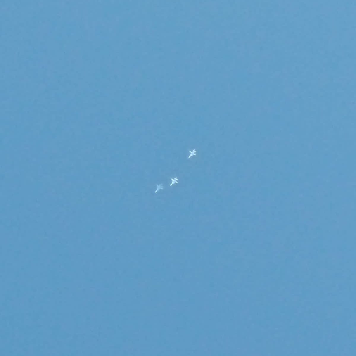 The 3 Russian warplanes photographed over Idlib province: 2 Su-24s and one Su-34