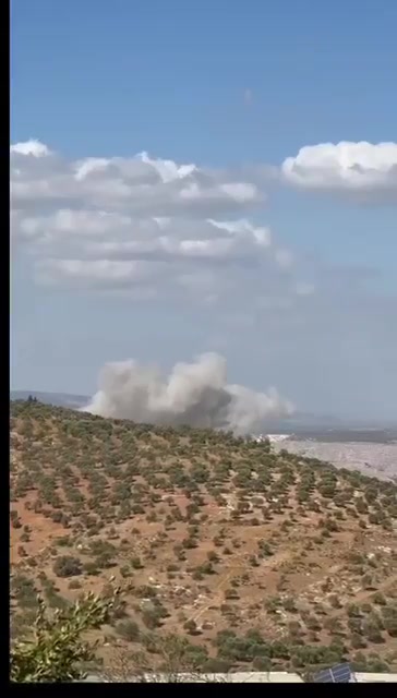 The moment Russian aircraft carried out airstrikes targeting the Al-Kilani power station in the Ain Al-Zarqa area in the Darkoush countryside, west of Idlib, which resulted in civilian injuries, in addition to carrying out other raids on the outskirts of the city of Jisr Al-Shughour.