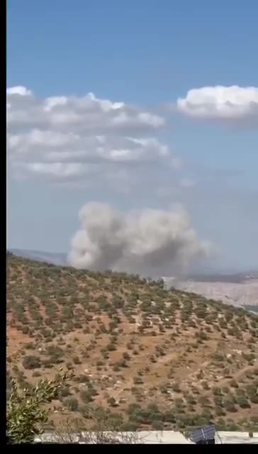 The moment Russian aircraft carried out airstrikes targeting the Al-Kilani power station in the Ain Al-Zarqa area in the Darkoush countryside, west of Idlib, which resulted in civilian injuries, in addition to carrying out other raids on the outskirts of the city of Jisr Al-Shughour.