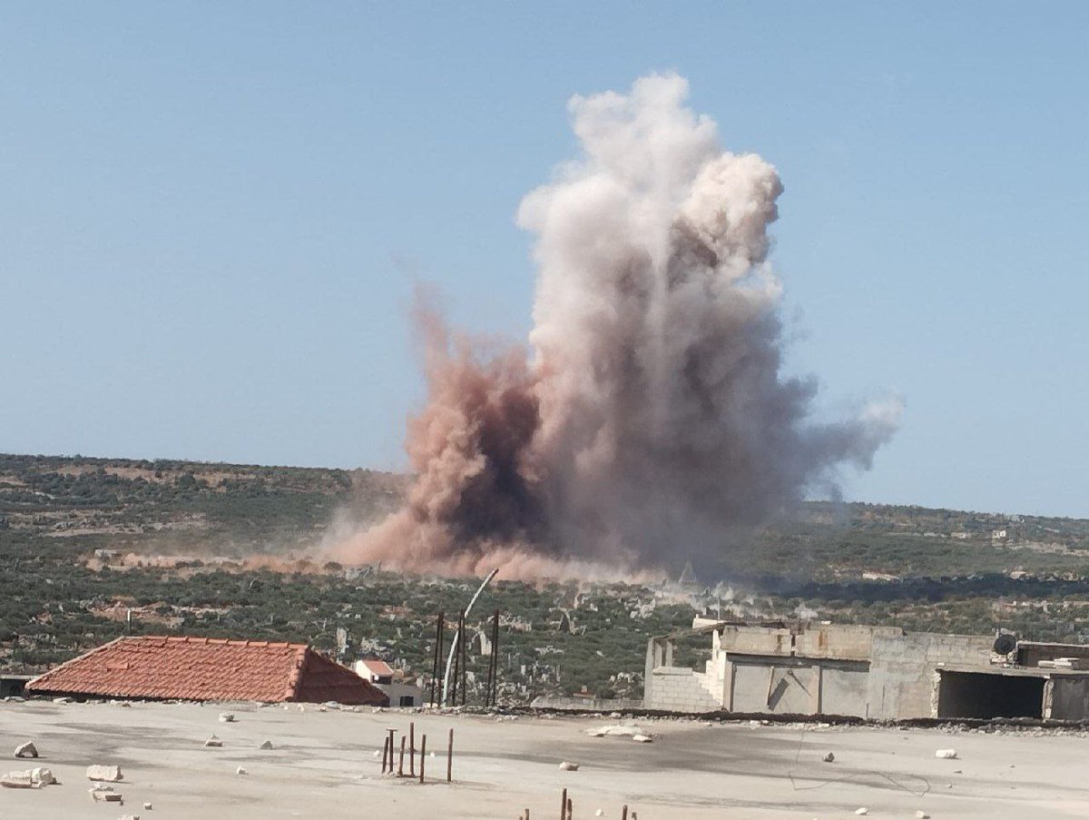 Rosja bombarduje Greater Idlib trzeci dzień. Naloty na Basanqul (południowo-zachodni Idlib), Kabana (również zbombardowana wczoraj wieczorem) i Jebal Zawiyah (południowy Idlib)