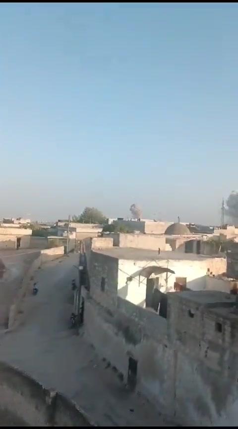 Escenas de los violentos ataques rusos contra las zonas occidentales de la ciudad de Idlib