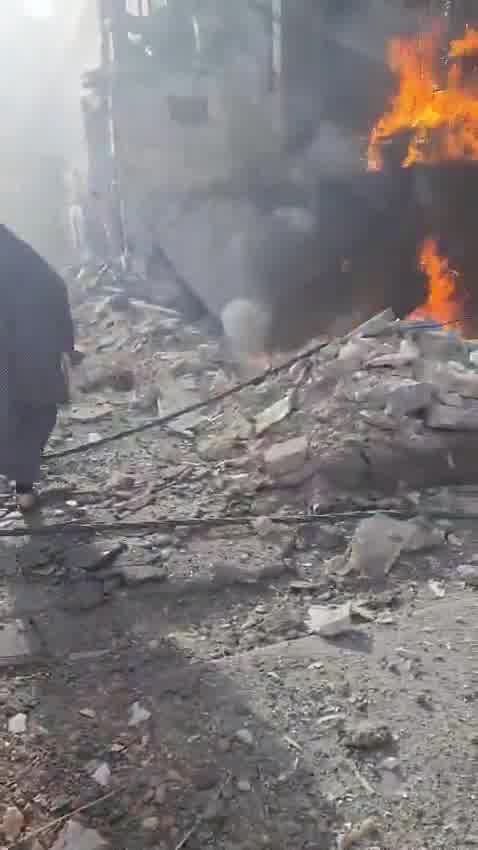 Casualties as a result of airstrikes by the Sukhoi 22 aircraft in a residential neighborhood in the center of Idlib city a short while ago