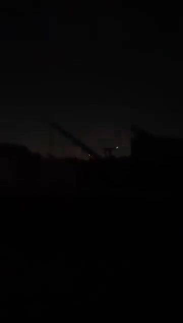 Fierce battles are taking place inside the neighborhoods of Hama city, coinciding with the government's warplanes flying over the city