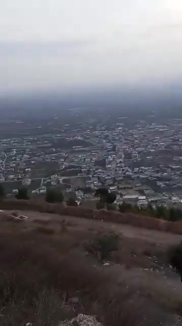 South Syria: Russian troops are also leaving Daraa province, following path of Assad's forces. Southern Rebels took control of Tell Harra where Russians had a base. Syria: the Russian flag is again hoisted on the strategic Tell Harra in the West Daraa countryside. Former Russian SIGINT base (until 2014), the hill overlooks a wide area including parts of Golan