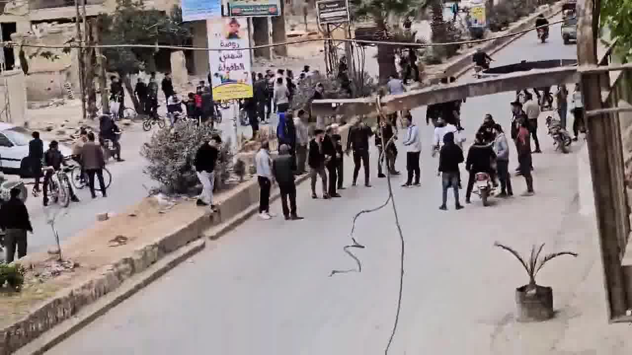 Rebels in Daraya Al-Hurra