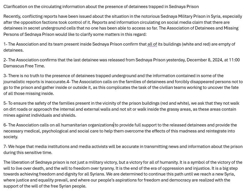 Syrien @sednayamissing, die Vereinigung der Gefangenen und Vermissten im Gefängnis Sednaya, die aus ehemaligen Häftlingen besteht, gab diese Erklärung ab: Bitte beachten Sie, dass altes und aus dem Kontext gerissenes Filmmaterial und Gerüchte in Umlauf kommen. In Sednaya sind keine Gefangenen mehr