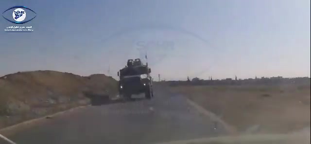 A checkpoint affiliated with the SDF blocks the path of a Russian convoy and forces it to return to the Sarrin base in the countryside of Ain Issa, north of Raqqa