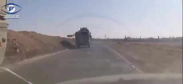 A checkpoint affiliated with the SDF blocks the path of a Russian convoy and forces it to return to the Sarrin base in the countryside of Ain Issa, north of Raqqa