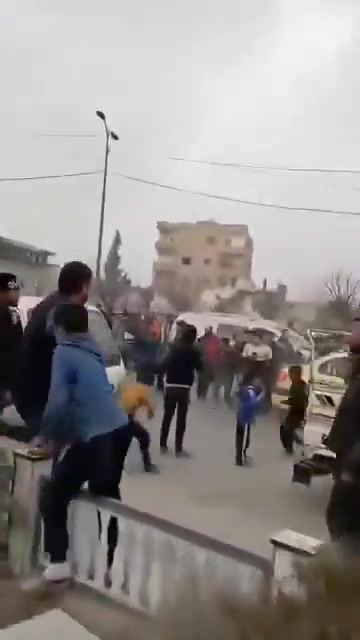 Kurdish sources claim that they are not behind shooting protesters in Raqqa and post this video to demonstrate that someone amongst the protesters is holding a PKC machine gun shooting