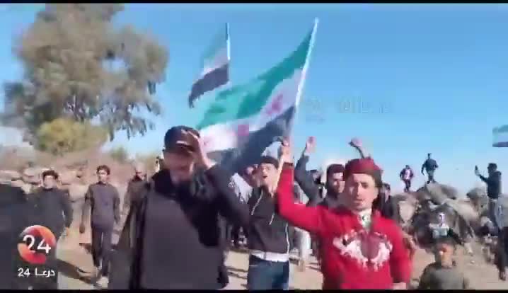 A protest today by residents of the Yarmouk Basin towns in the western countryside of Daraa against the Israeli presence