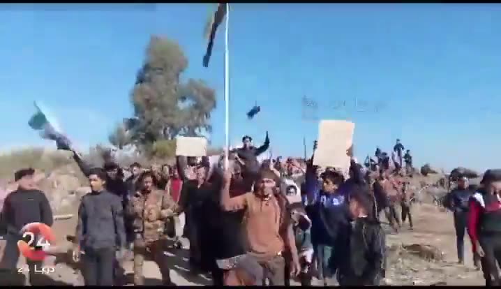 A protest today by residents of the Yarmouk Basin towns in the western countryside of Daraa against the Israeli presence