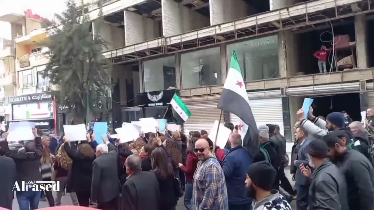 A demonstration roamed the streets of the city of Sweida, rejecting what the demonstrators called the recycling of political and religious leaderships that were linked to the fallen regime, and confirming that these symbols will not participate in leading the next stage.