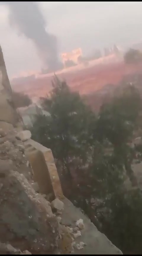 Syria: ammunition went off this morning in area of Termanin.Cause of blast is currently unknown, but possibly linked to the ongoing mine-clearance activities (village is close to the former West Aleppo front)