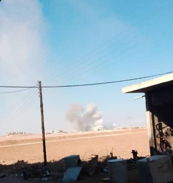 Bombardeo turco en las inmediaciones de la localidad de Abu Rasin, en la zona rural de Hasaka