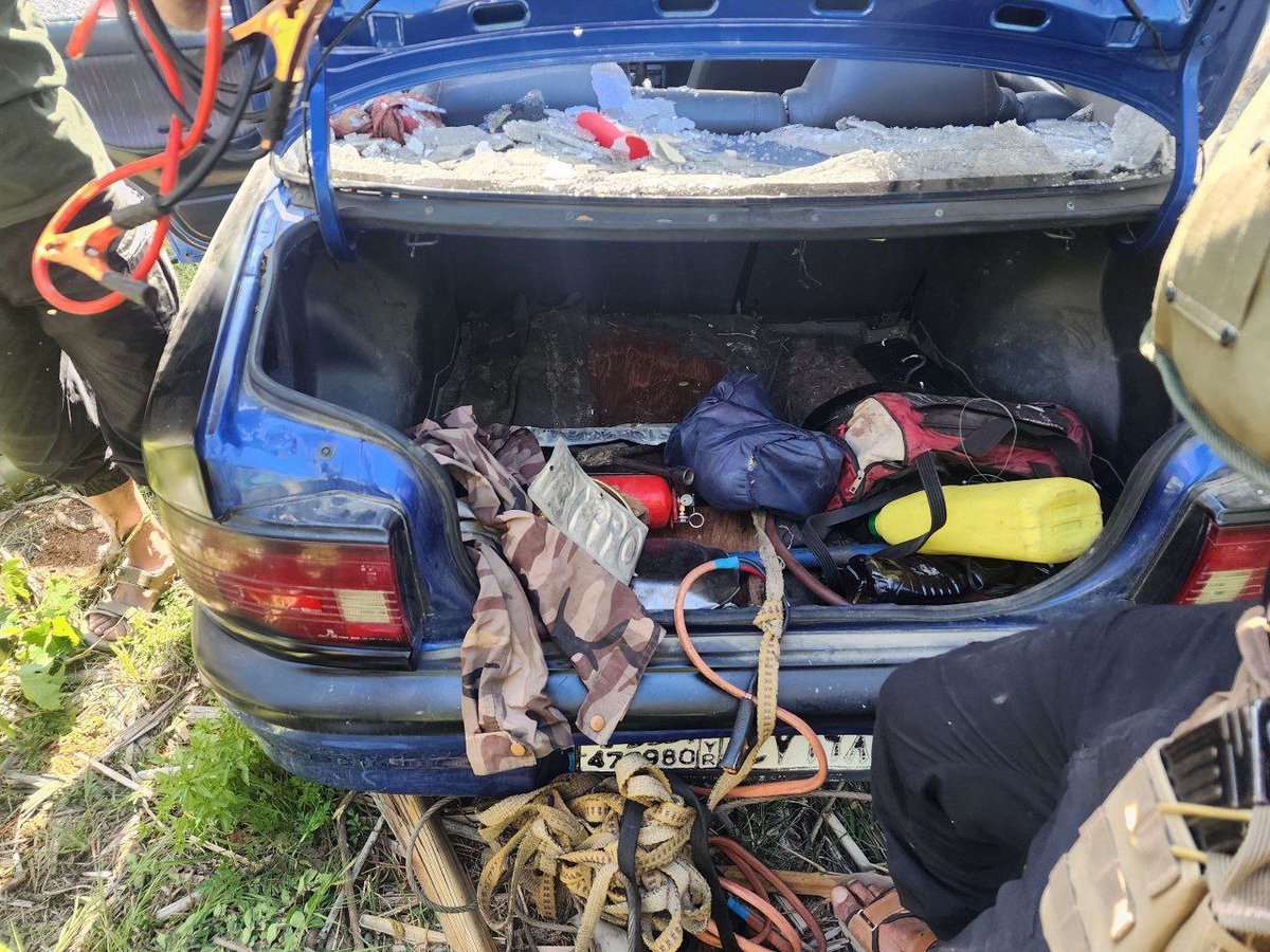 The Security forces carried out in Latakia a raid targeting an Assadist cell led by S. Watfa, who is responsible for attacks against the Security last month.Vehicle and weapons were seized, including anti-tank equipment