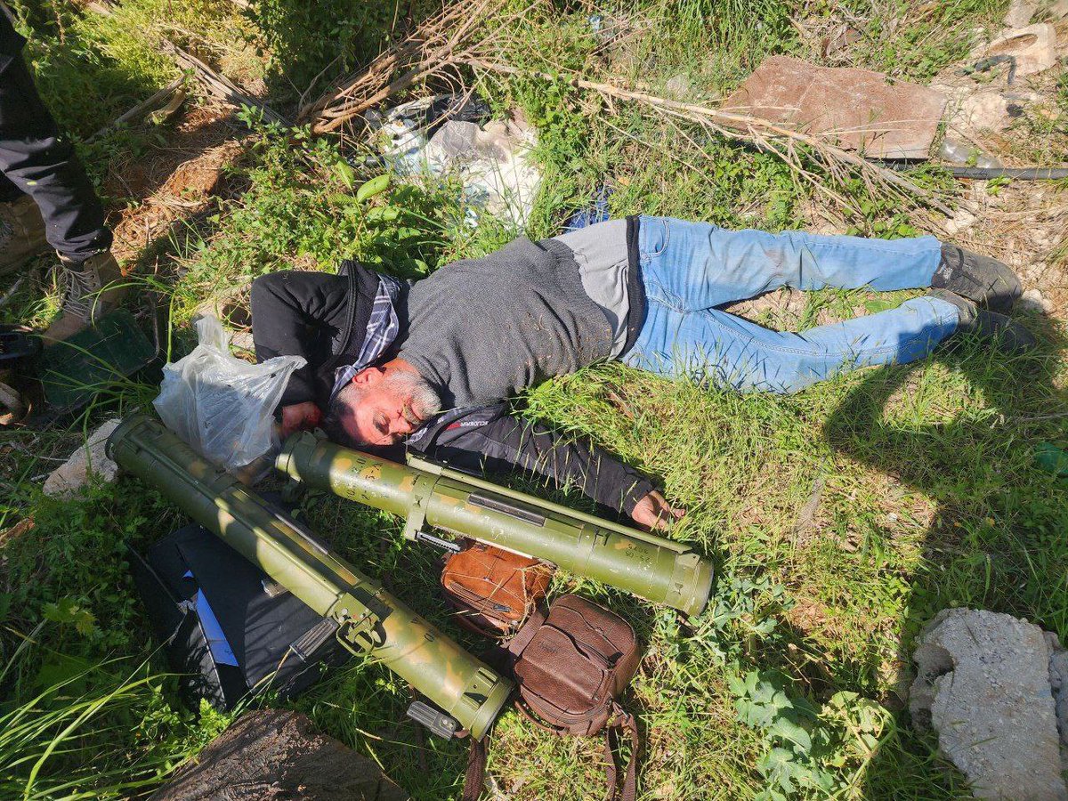 The Security forces carried out in Latakia a raid targeting an Assadist cell led by S. Watfa, who is responsible for attacks against the Security last month.Vehicle and weapons were seized, including anti-tank equipment