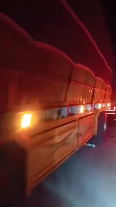 Iraq launched an initiative to provide Syria with grain/wheat. First 39 trucks crossed Abukemal border crossing. Aim is to provide a total of 220,000 tons