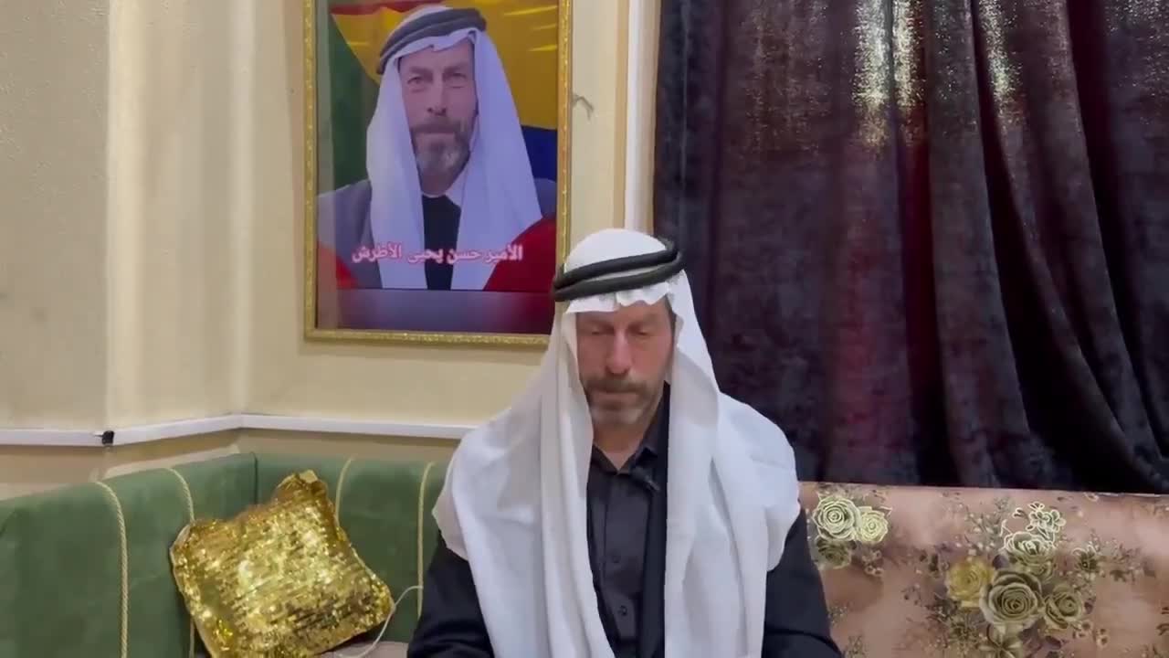 Druze leader Abu Yahya Hassan al-Atrash gives government forces six hours to lift the siege on Ashrafieh Sahnaya.