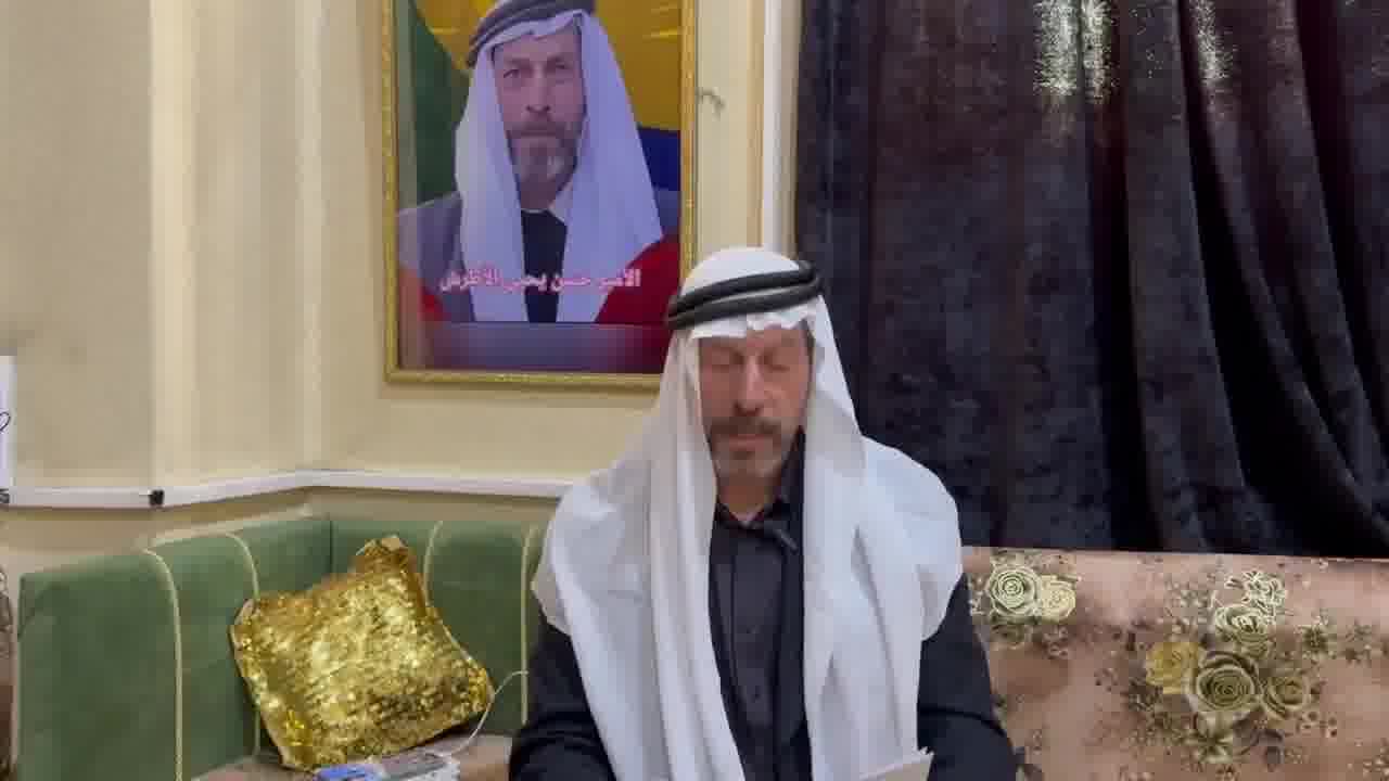 Druze leader Abu Yahya Hassan al-Atrash gives government forces six hours to lift the siege on Ashrafieh Sahnaya.