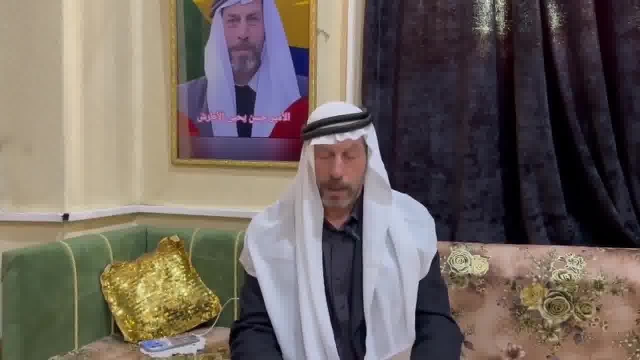 Druze leader Abu Yahya Hassan al-Atrash gives government forces six hours to lift the siege on Ashrafieh Sahnaya.