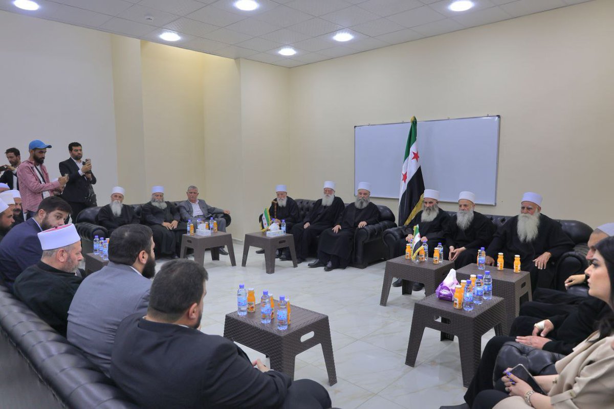 An extended meeting is underway between the Druze Sheikhs (including Al-Balous and the Hinawi and Jarbu') and the Governors of Suwayda and Damascus provinces to reach a final agreement