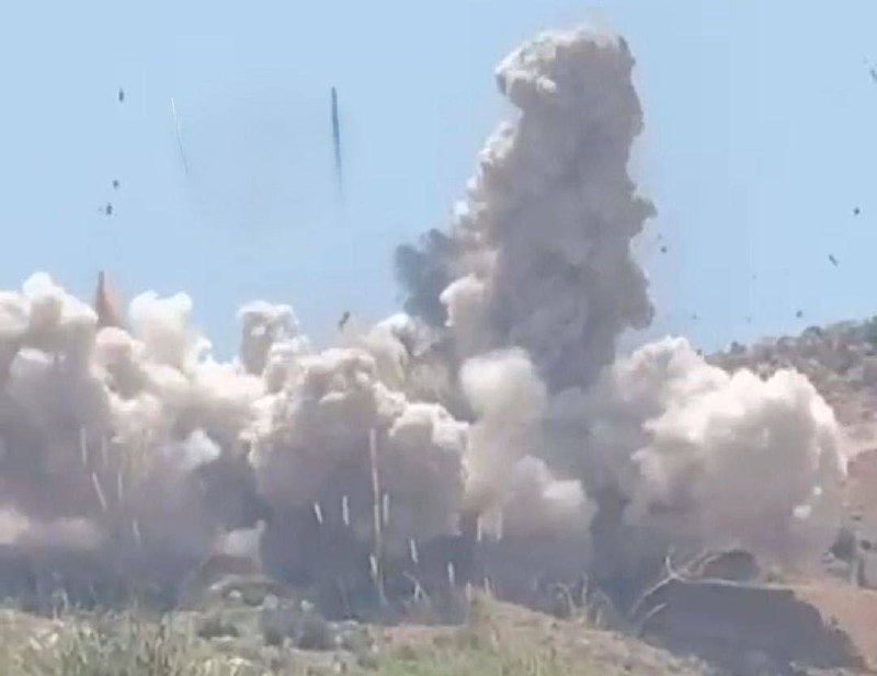 Attack on Syrian commando positions in the Hermon Mountains.