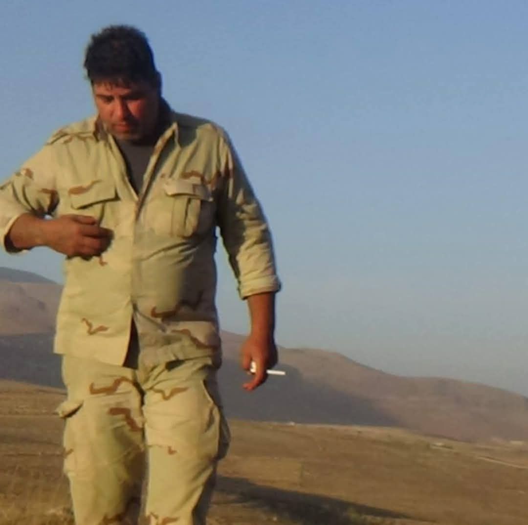 Syria: the Security forces raided the home of a former Regime element who was wanted near Qerdaha, East Latakia.He resisted and tried to flee - he was shot dead. Fate of his son remains unclear.The man slain is called Fadi Saqr, but isn't the same involved in Tadamon massacre