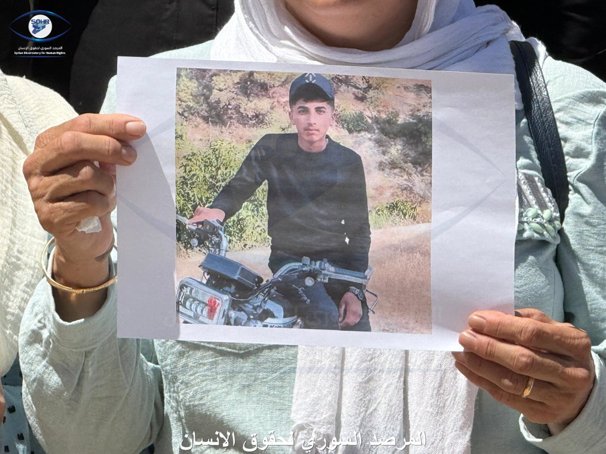 A protest in Qamishli, denouncing the killing of a boy in the Jandaris countryside in Afrin.