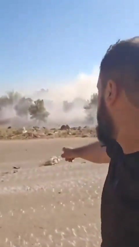 South Syria: this morning the Security forces and troops belonging to the Defense Ministry announced they would enter Suwayda province in attempt to stop the clashes and secure the area, after clashes between tribal and Druze fighters left over 30 dead. However the convoy was attacked by Druze fighters, resulting in over a dozen killed and wounded among MoI and MoD ranks - and a vehicle seized