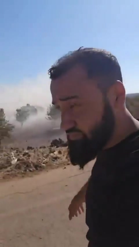 South Syria: this morning the Security forces and troops belonging to the Defense Ministry announced they would enter Suwayda province in attempt to stop the clashes and secure the area, after clashes between tribal and Druze fighters left over 30 dead. However the convoy was attacked by Druze fighters, resulting in over a dozen killed and wounded among MoI and MoD ranks - and a vehicle seized