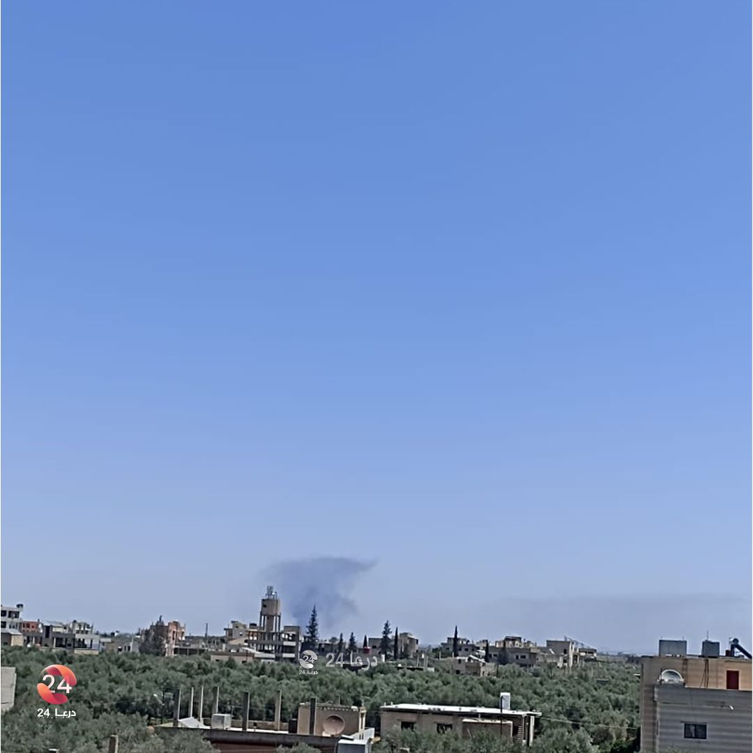 Smoke rising from shelling in the area between Daraa and Sweida provinces. Photographed from the city of Al-Hark, east of Daraa