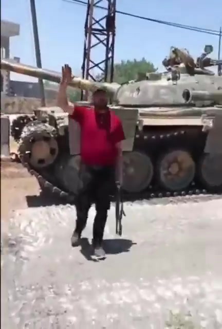 Damascus forces in the town of Taari 