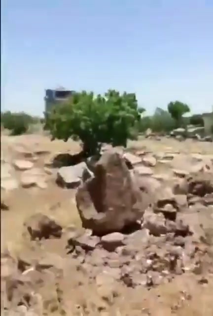 Damascus forces in the town of Taari 