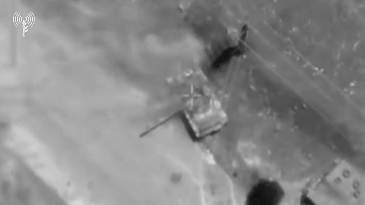 South Syria: Israeli army released the video of the airstrike carried out this afternoon on a tank belonging to the Defense Ministry amidst clashes in West Suwayda.