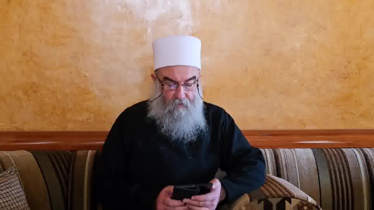 Hekmat Al-Hajri issues a statement rejecting the statement issued by the rest of the activists in Sweida and Youssef Harbou' and calls on his supporters to continue confronting the state's campaign. To clarify this, what happened is a division within Sweida currently. A section has surrendered to the Syrian state and allowed entry into the province, and a section did not appear in the statement, including Hekmat Al-Hajri, the Military Council, and other groups. They are currently being pursued by the Syrian Ministry of Defense and the Internal Security Forces, and the battle will continue today until a complete decision.