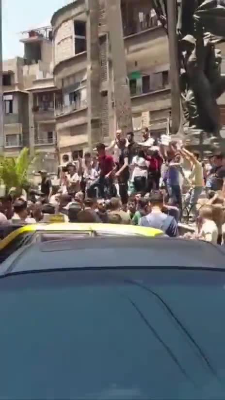 Protests erupt in Jaramana against Syrian government in solidarity with Druze uprising in Suwayda