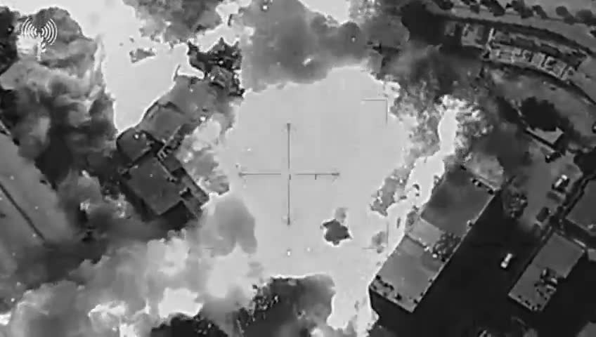 Israeli army publishes footage of the destruction of the Syrian General Staff in Damascus.