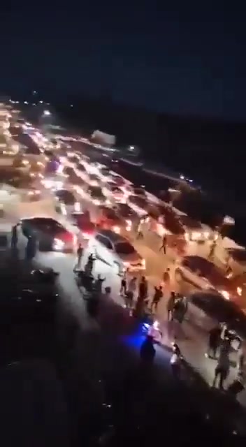 Huge tribal crowds head to Sweida, and internal security barriers collapse before them 