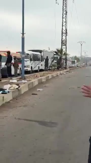 Syria: following negotiations, a total of 1,500 Bedouins who were blocked (some detained, others trapped) in Suwayda province were freed in different batches and evacuated from the province