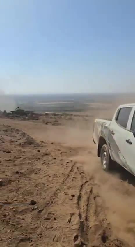 Strategiczny Tell Hadid, górujący nad zachodnią częścią Suwajdy, został odbity przez siły bezpieczeństwa i (lokalnych) bojowników plemiennych po tym, jak bojownicy druzyjscy zajęli go wcześniej dzisiaj