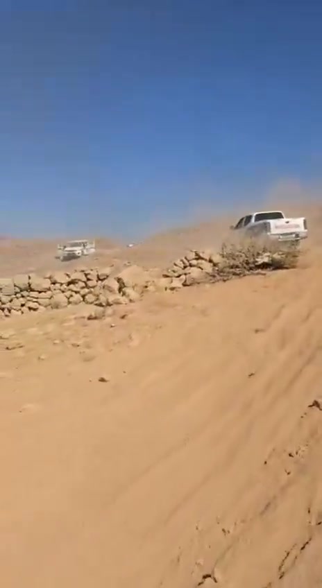 The strategic Tell Hadid, overlooking the Western Suwayda countryside, was seized back by the Security forces and (local) tribal fighters after Druze fighters took it earlier today