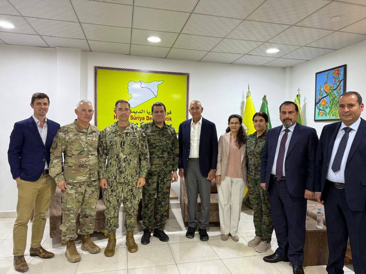 Mazloum Abdi, commander of the SDF, received Thomas Barak, the US ambassador to Turkey and special envoy for Syria, and Admiral Brad Cooper, head of US Central Command (CENTCOM), in northeastern Syria. The meeting came as part of strengthening the US partnership with the SDF.