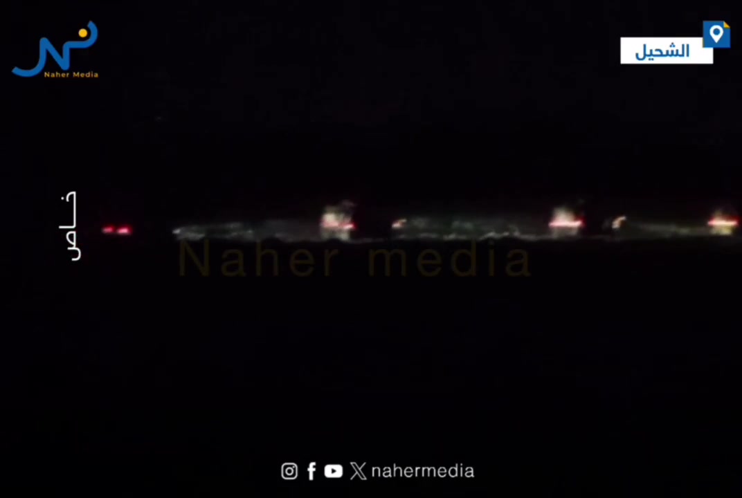 Nahr Media's camera captures the entry of joint patrols from the International Coalition and the SDF into the town of Al-Shuhail, east of Deir ez-Zor, for unknown reasons